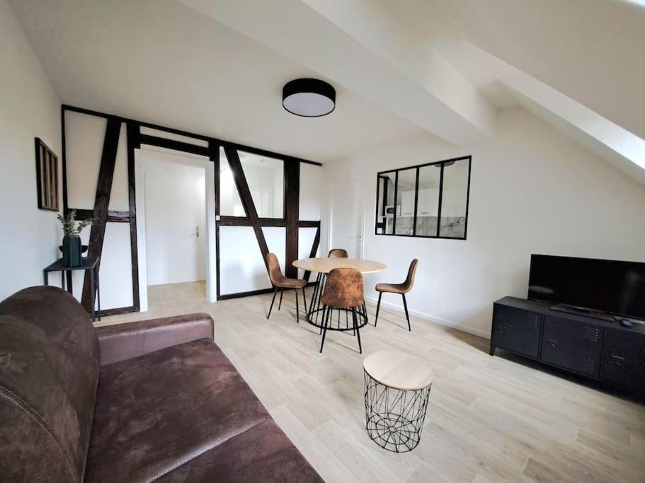 Appartement Centre Historique Avec Parking Inclus Colmar Exterior photo